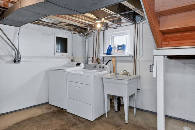 5433 BROOKBANK Road, Downers Grove, IL 60515