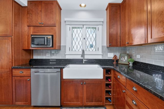 5433 BROOKBANK Road, Downers Grove, IL 60515