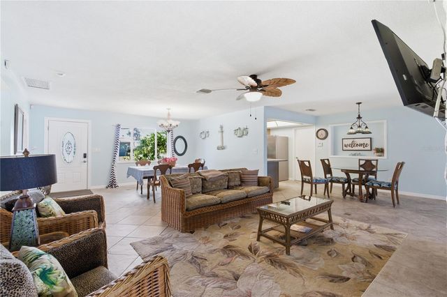 1 MAPLEWOOD AVENUE, Clearwater, FL 33765