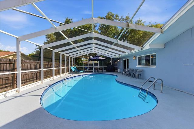 1 MAPLEWOOD AVENUE, Clearwater, FL 33765