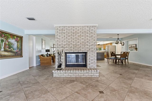 1 MAPLEWOOD AVENUE, Clearwater, FL 33765