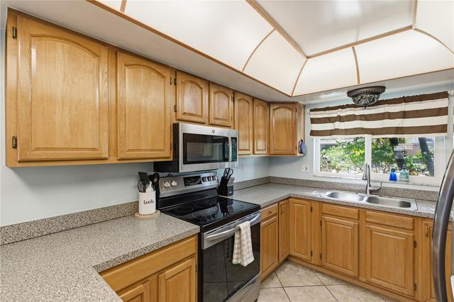 1 MAPLEWOOD AVENUE, Clearwater, FL 33765