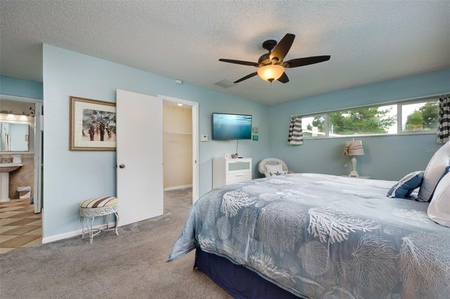 1 MAPLEWOOD AVENUE, Clearwater, FL 33765