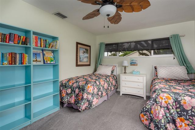 1 MAPLEWOOD AVENUE, Clearwater, FL 33765