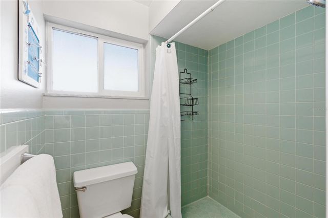 1 MAPLEWOOD AVENUE, Clearwater, FL 33765