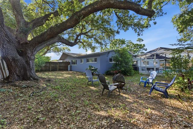 1 MAPLEWOOD AVENUE, Clearwater, FL 33765