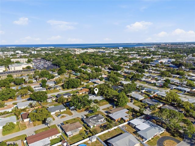 1 MAPLEWOOD AVENUE, Clearwater, FL 33765