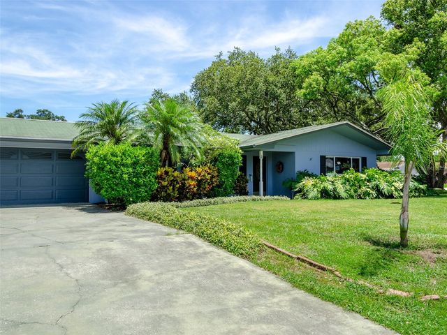 1 MAPLEWOOD AVENUE, Clearwater, FL 33765