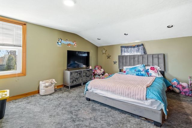 20 George St, Fitchburg, MA 01420