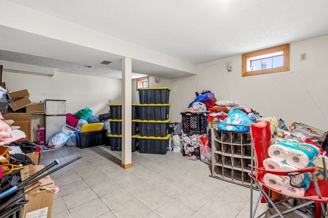 20 George St, Fitchburg, MA 01420