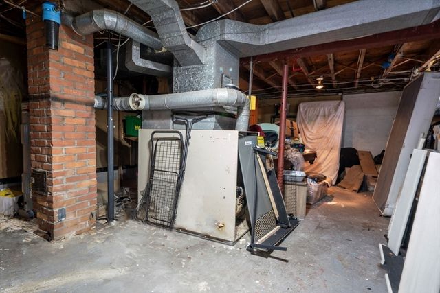 20 George St, Fitchburg, MA 01420