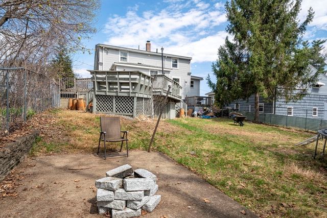 20 George St, Fitchburg, MA 01420