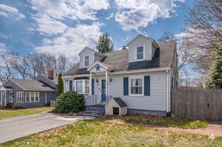 20 George St, Fitchburg, MA 01420