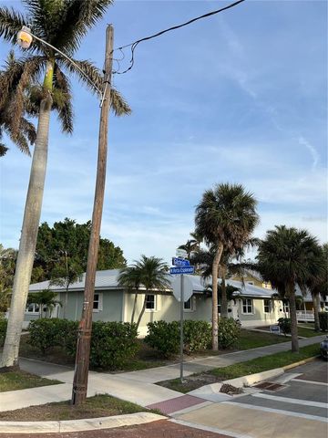 511 W RETTA ESPLANADE, Punta Gorda, FL 33950