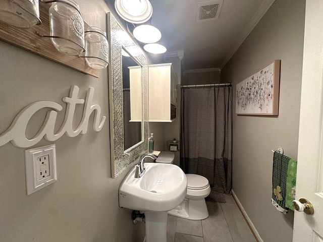 5038 EXETER Road, Erie, PA 16509