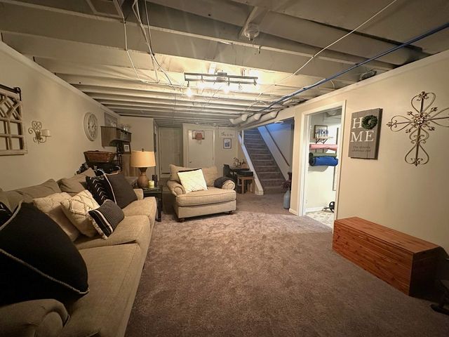 5038 EXETER Road, Erie, PA 16509