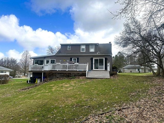 5038 EXETER Road, Erie, PA 16509