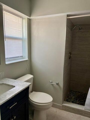1911 NE 27th Court 1-3, Lighthouse Point, FL 33064