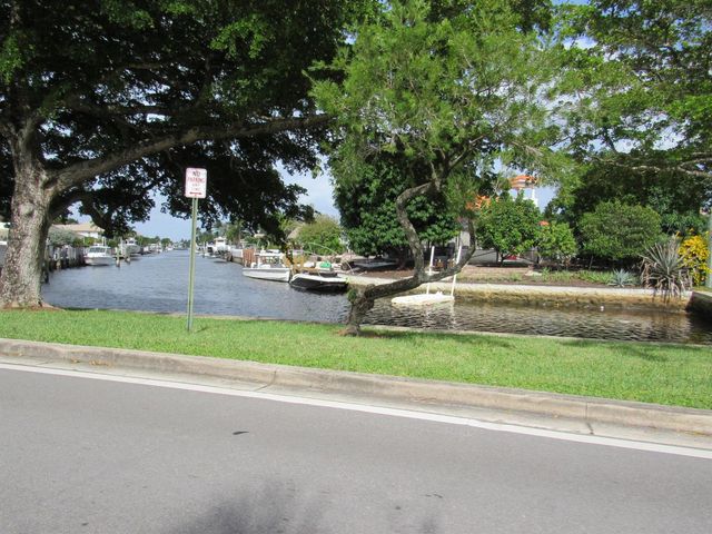 1911 NE 27th Court 1-3, Lighthouse Point, FL 33064