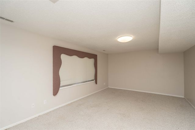 5213 Wakonda Drive, Norwalk, IA 50211