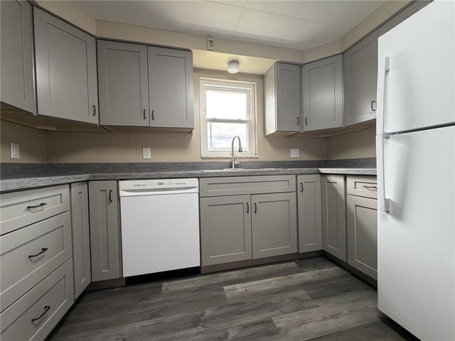 1156 Eisenhower Dr, West Deer, PA 15076