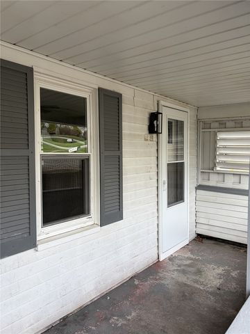 1156 Eisenhower Dr, West Deer, PA 15076