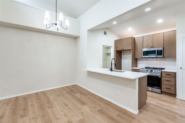 17490 Meandering Way 2202, Dallas, TX 75252