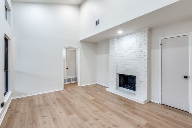 17490 Meandering Way 2202, Dallas, TX 75252