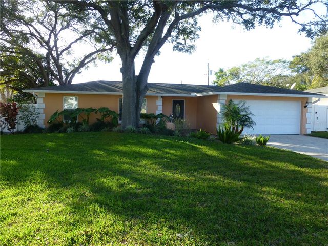 752 PATRICIA AVENUE, Dunedin, FL 34698