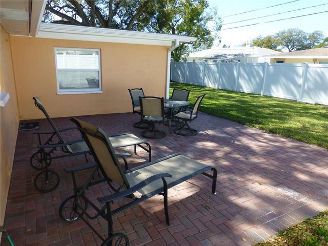 752 PATRICIA AVENUE, Dunedin, FL 34698