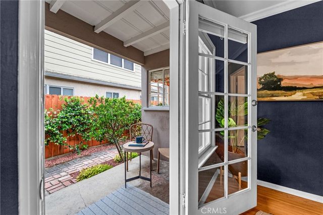 3977 Rose, Long Beach, CA 90807
