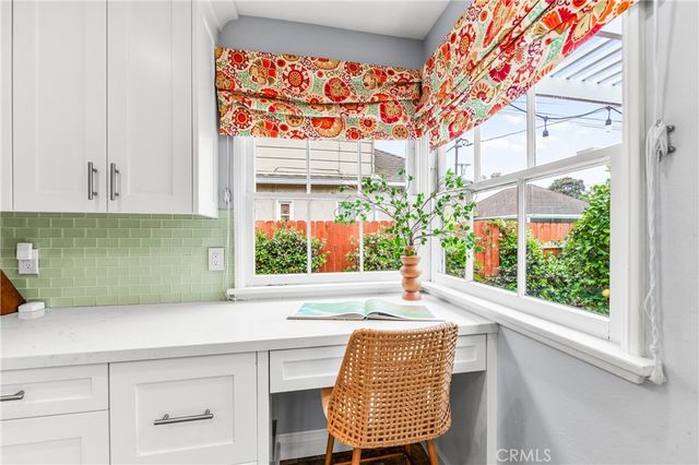 3977 Rose, Long Beach, CA 90807