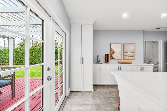 3977 Rose, Long Beach, CA 90807