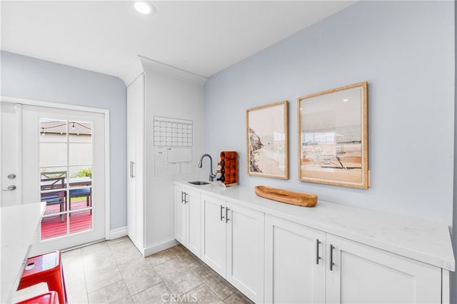 3977 Rose, Long Beach, CA 90807