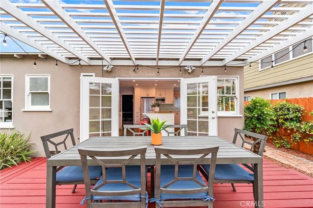 3977 Rose, Long Beach, CA 90807