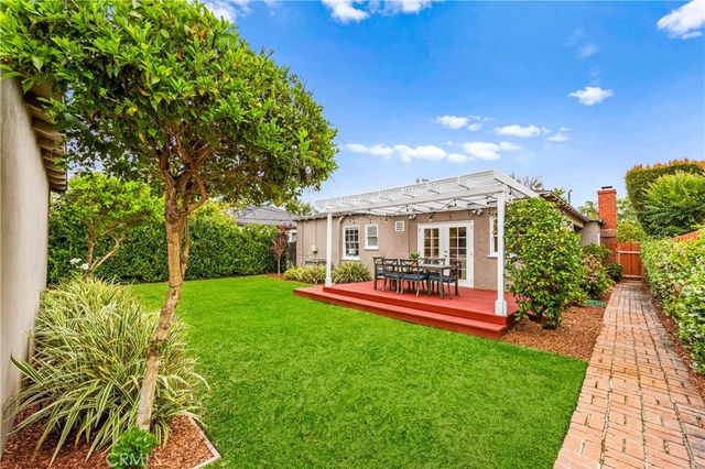3977 Rose, Long Beach, CA 90807
