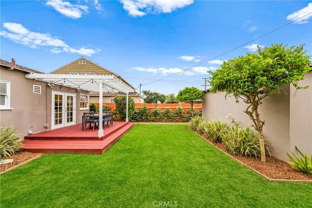 3977 Rose, Long Beach, CA 90807