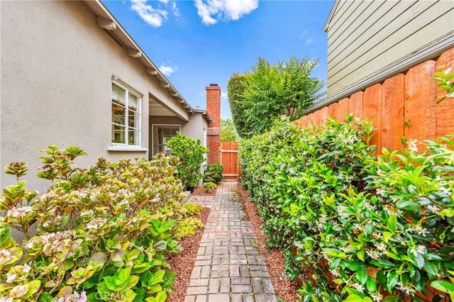 3977 Rose, Long Beach, CA 90807