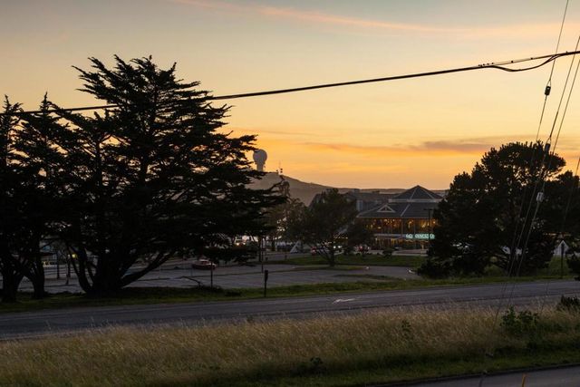 355 Avenue Alhambra, El Granada, CA 94018