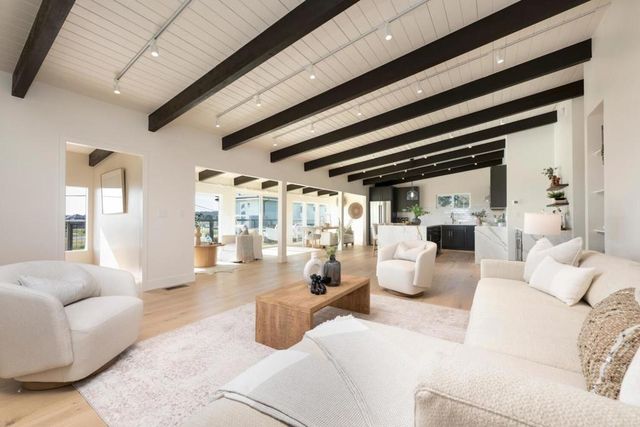 355 Avenue Alhambra, El Granada, CA 94018