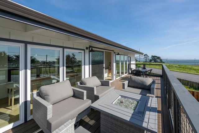 355 Avenue Alhambra, El Granada, CA 94018