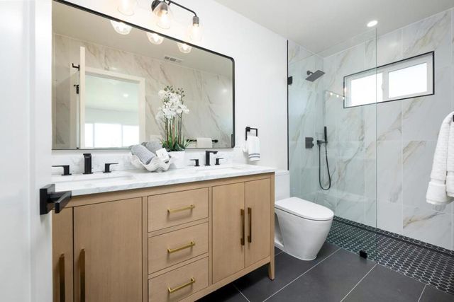 355 Avenue Alhambra, El Granada, CA 94018