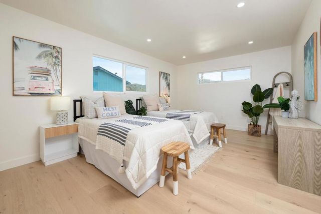 355 Avenue Alhambra, El Granada, CA 94018