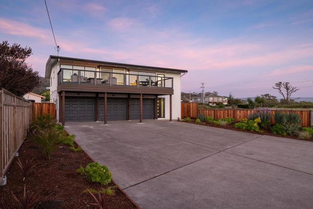 355 Avenue Alhambra, El Granada, CA 94018