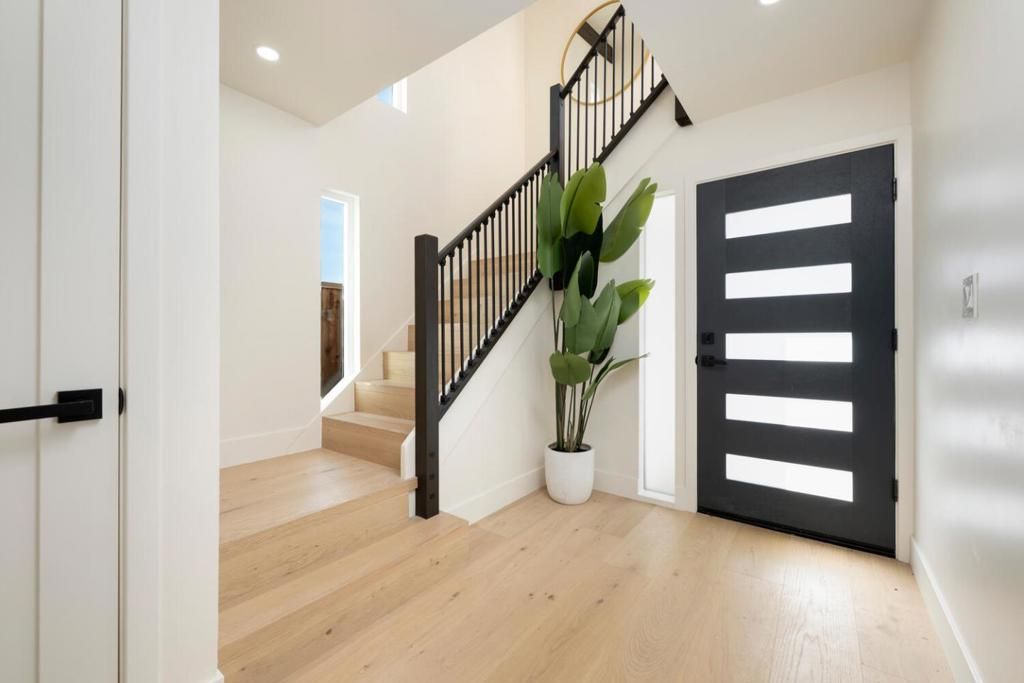 Image 17 of property listing at 355 Avenue Alhambra, El Granada, CA 94018