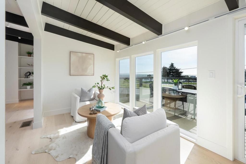 Image 30 of property listing at 355 Avenue Alhambra, El Granada, CA 94018