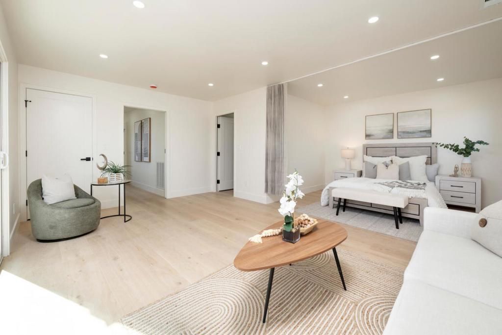 Image 44 of property listing at 355 Avenue Alhambra, El Granada, CA 94018