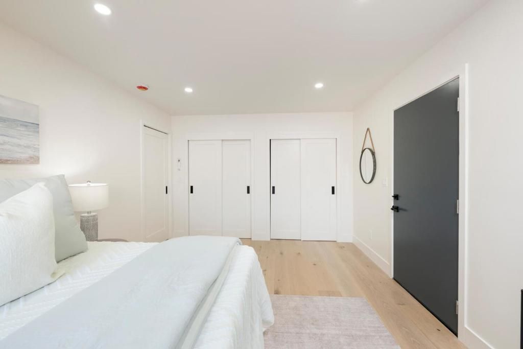 Image 49 of property listing at 355 Avenue Alhambra, El Granada, CA 94018