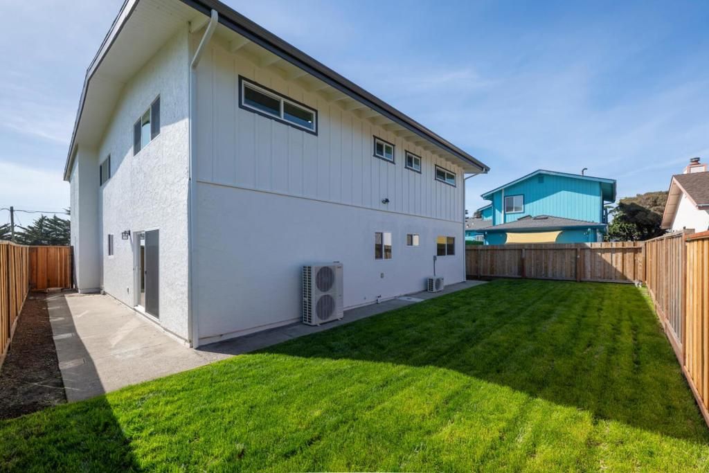 Image 52 of property listing at 355 Avenue Alhambra, El Granada, CA 94018