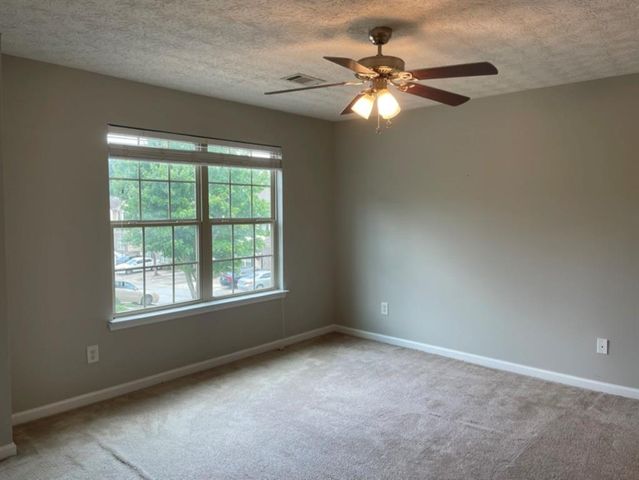 4283 High Park Lane 10, Atlanta, GA 30344